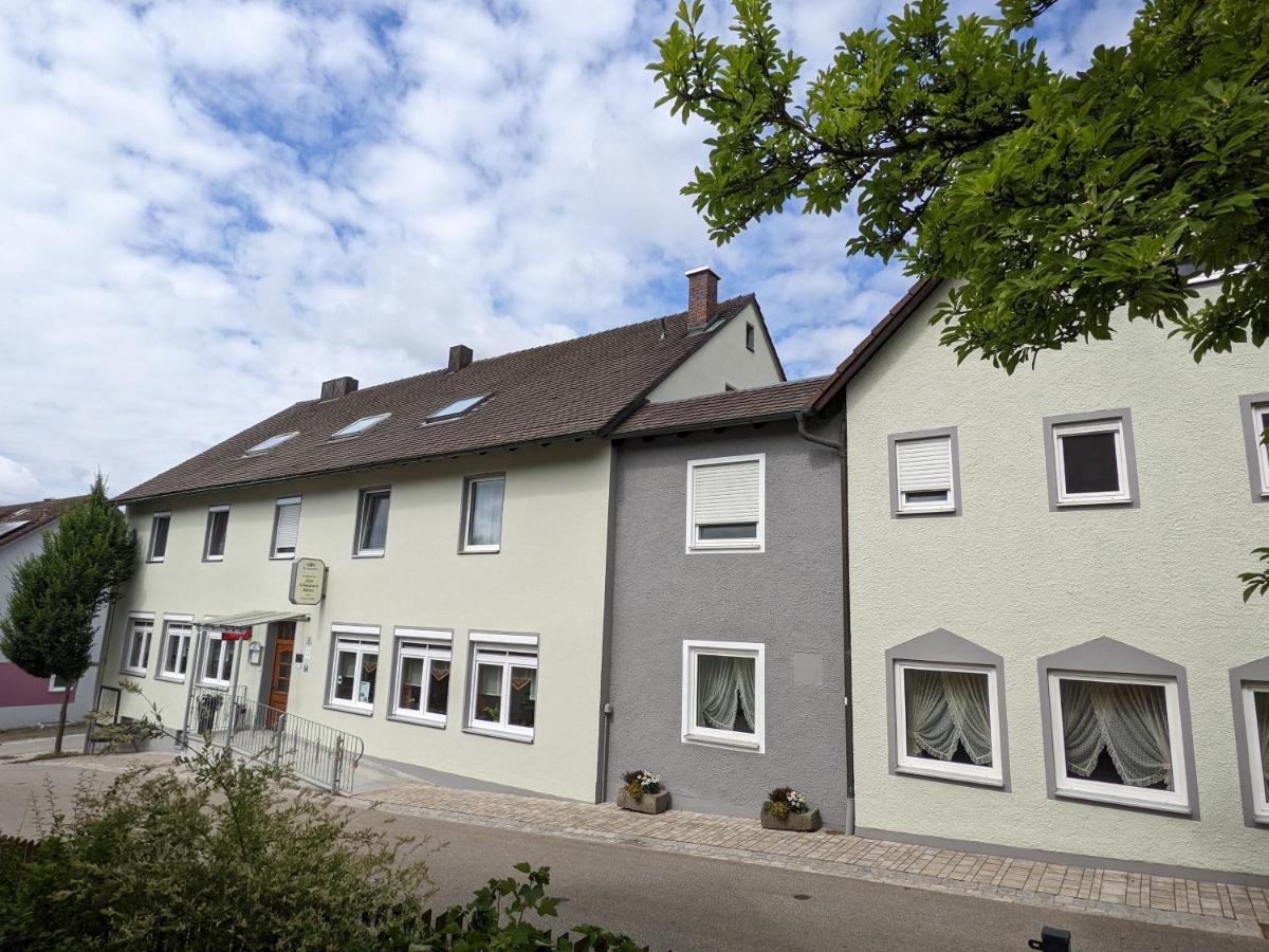 Zum Schwarzen Baeren Vohenstrauss Exterior foto