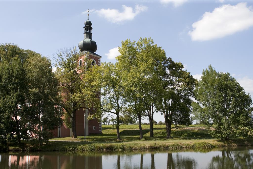 Zum Schwarzen Baeren Vohenstrauss Exterior foto